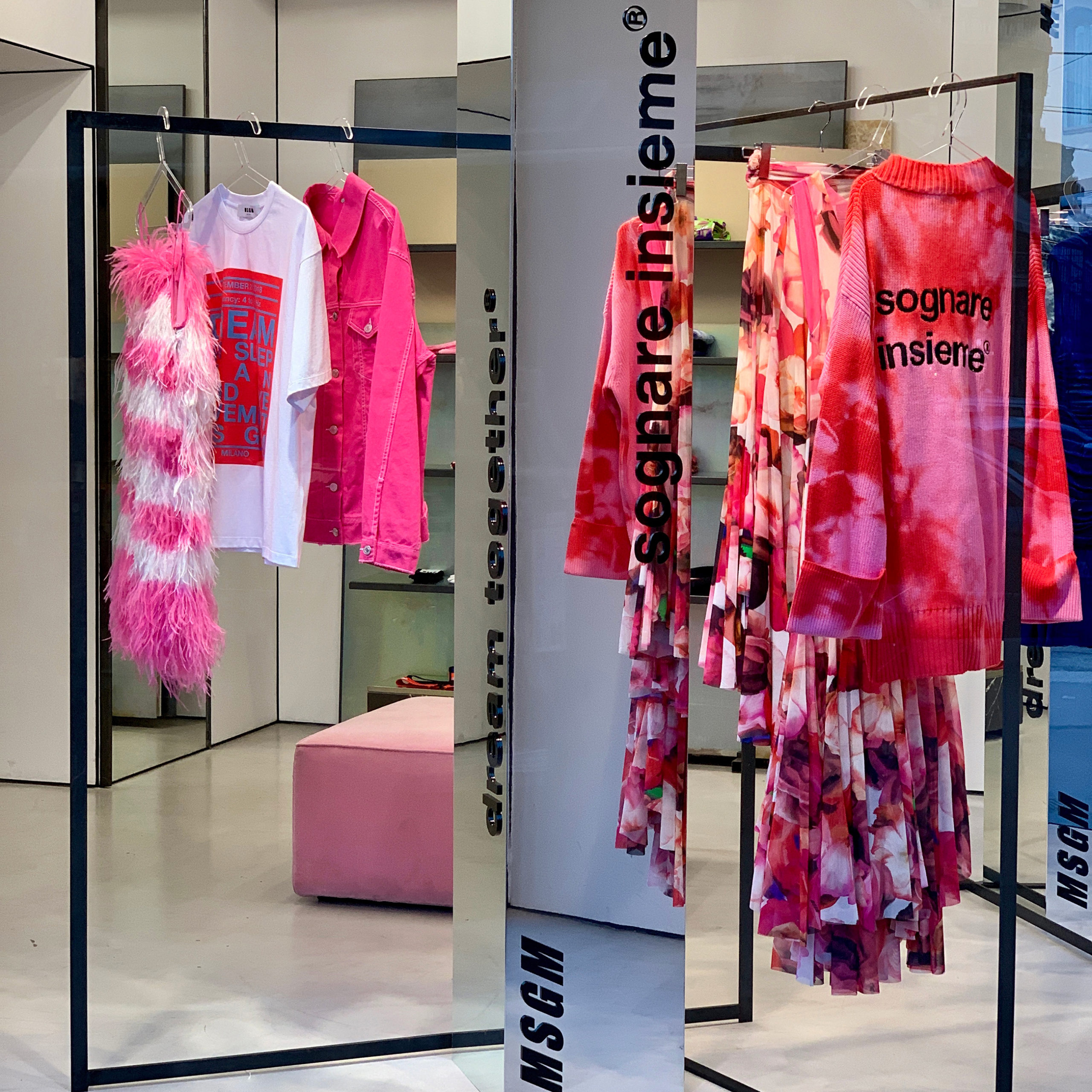 MSGM pink window and mirror totem: Sognare Insieme