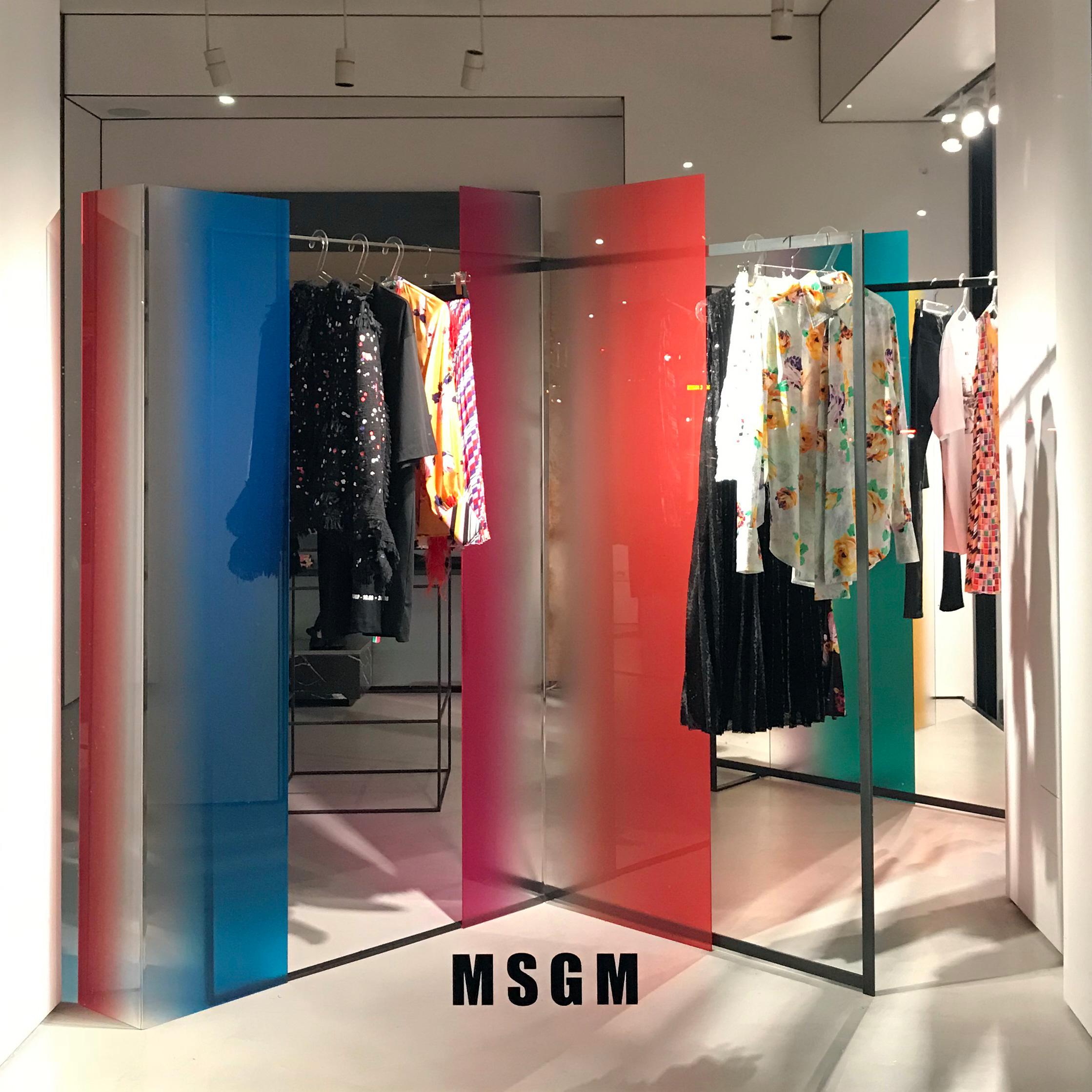 MSGM colored window, shades on plexiglass
