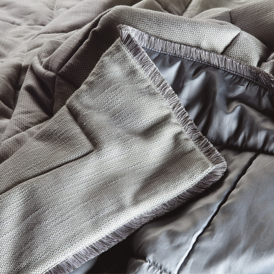 Quagliotti soho cotton quilt grey design