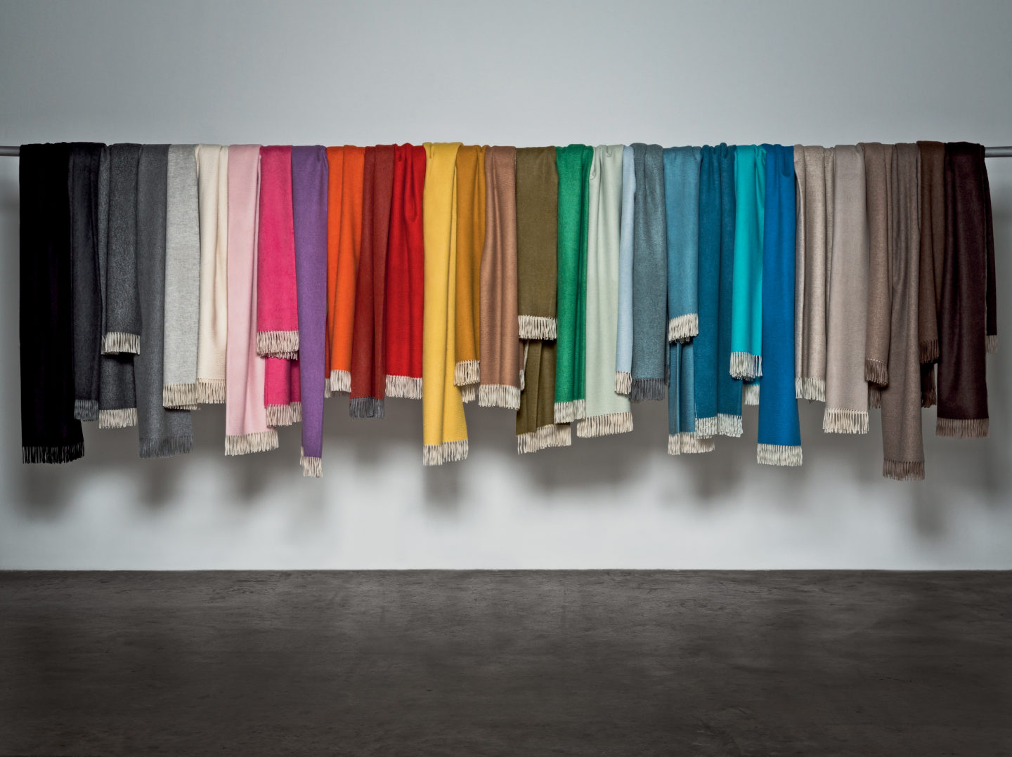 Masserano Cashmere throw design colored hanging biella